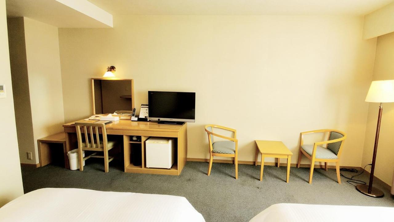 Island Hotel Nagano Bagian luar foto